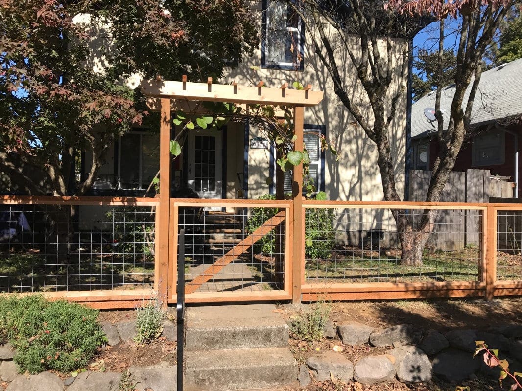 hogwire fence with gate